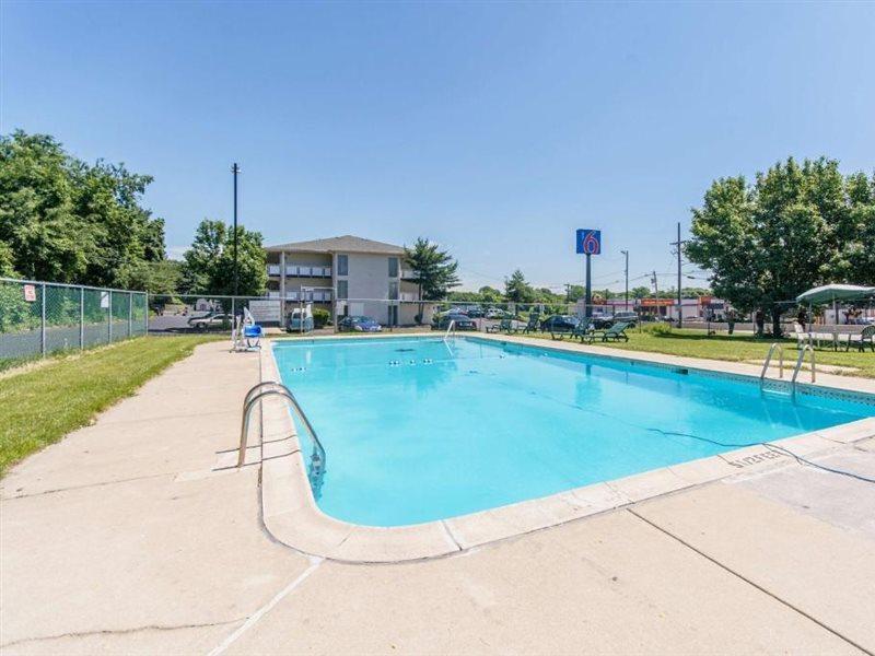 Brooklawn Rodeway Inn מראה חיצוני תמונה